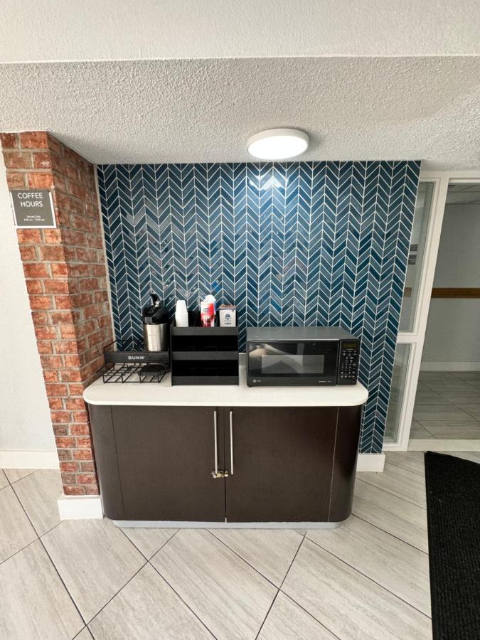 Studio 6 Suites East Syracuse Airport מראה חיצוני תמונה