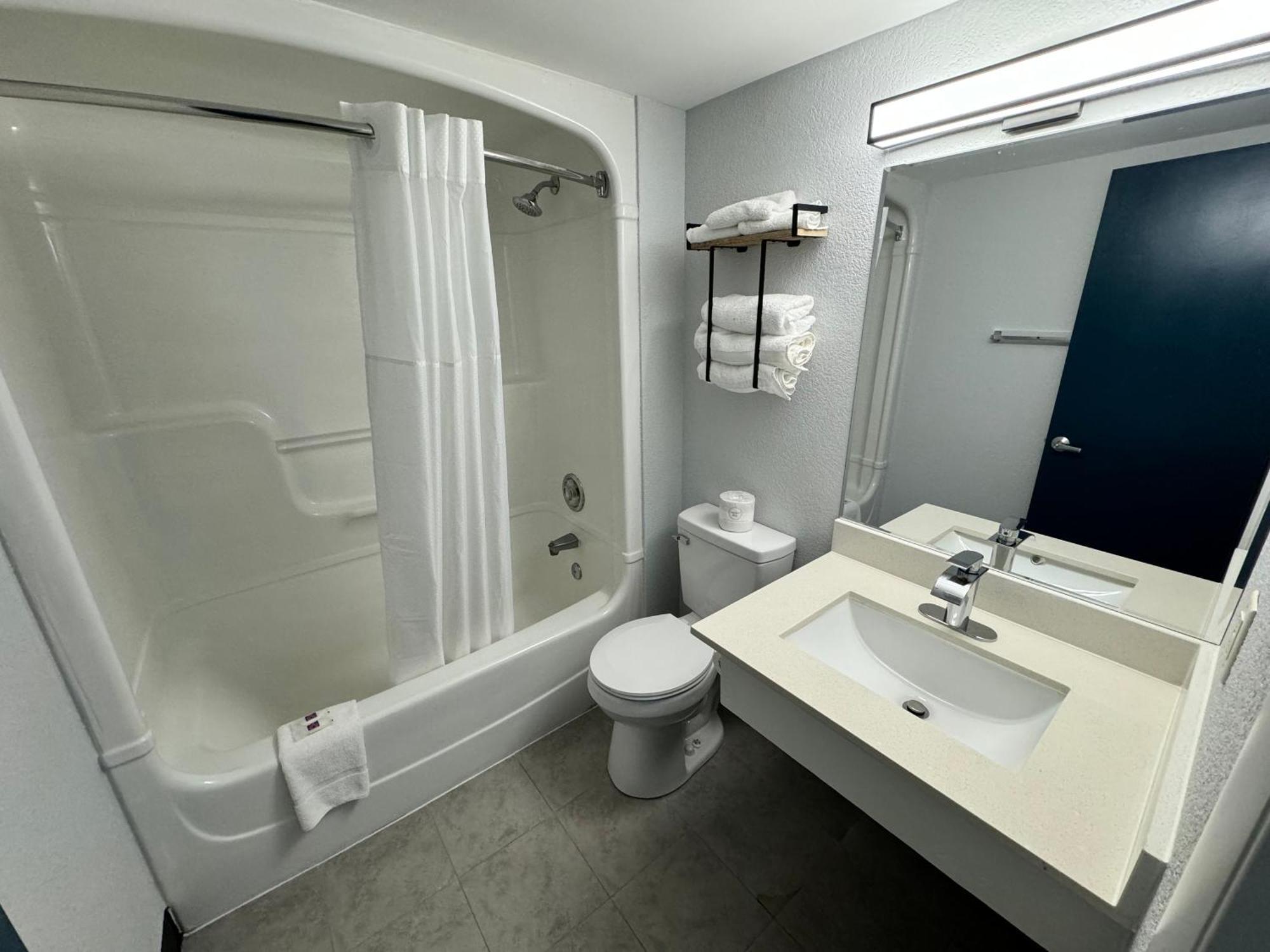 Studio 6 Suites East Syracuse Airport מראה חיצוני תמונה